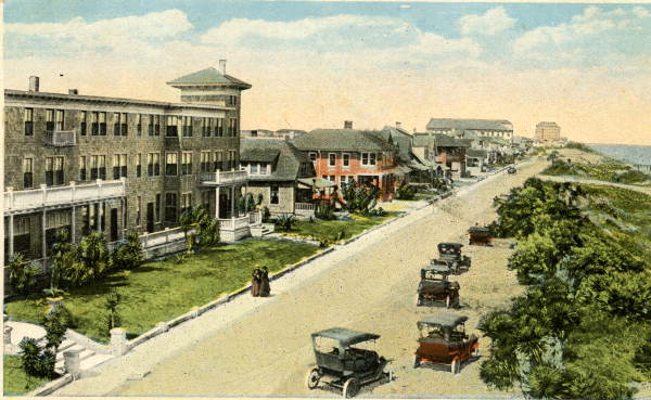 %u201CAtlantic Avenue, Daytona Beach, 1919%u201D Postcard by H & W.B. Drew Co., courtesy of State Archives of Florida, Florida Memory