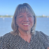 Lisa Solomons